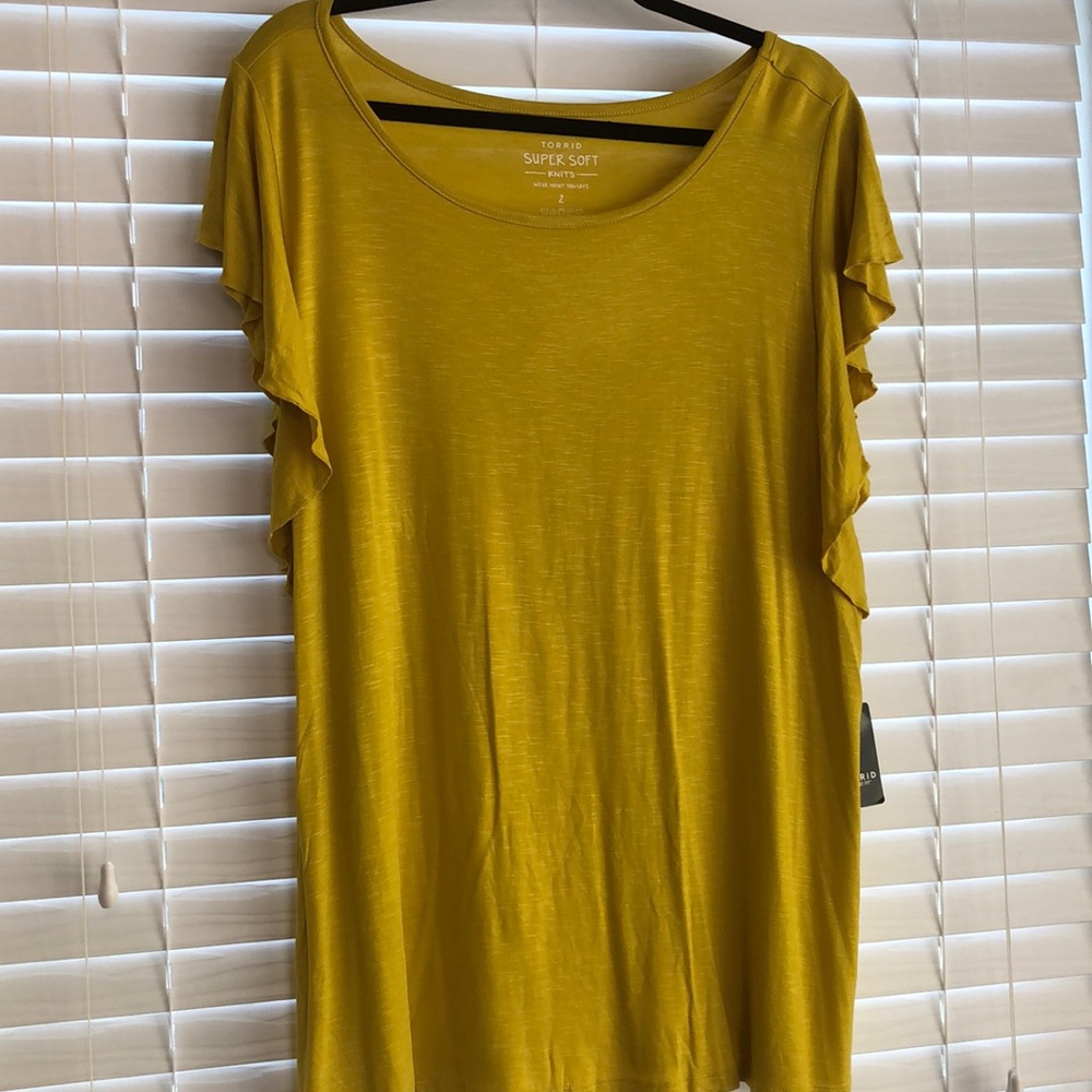 golden/mustard flutter sleeve soft knit tee